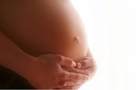 Dengue na gravidez aumenta risco de aborto e parto prematuro. Veja!